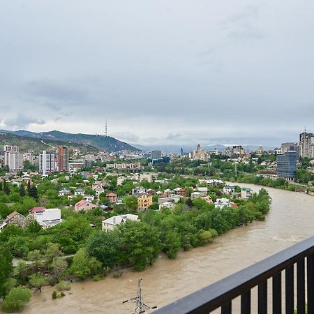 Apartment By The River Tbilisi ภายนอก รูปภาพ