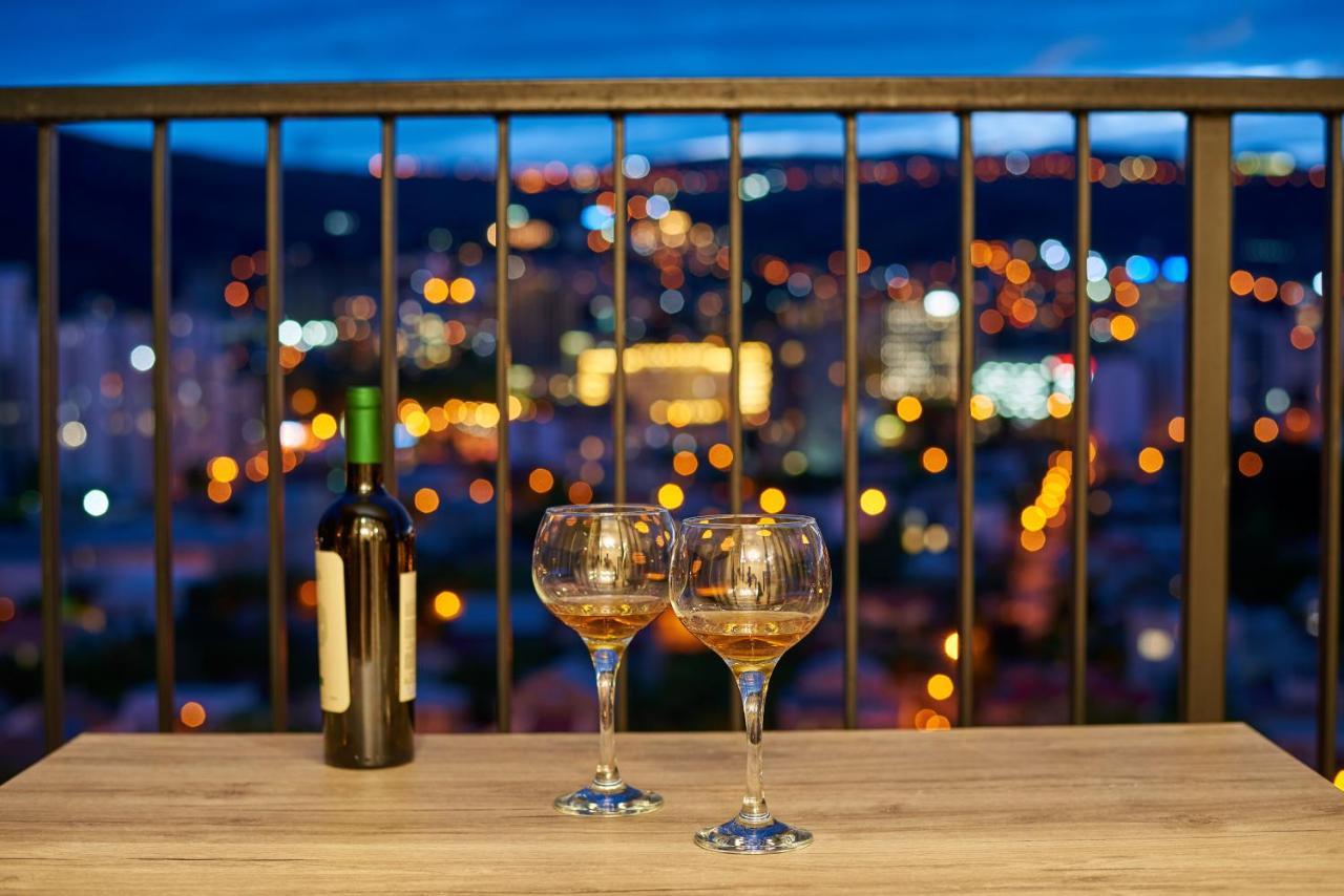 Apartment By The River Tbilisi ภายนอก รูปภาพ