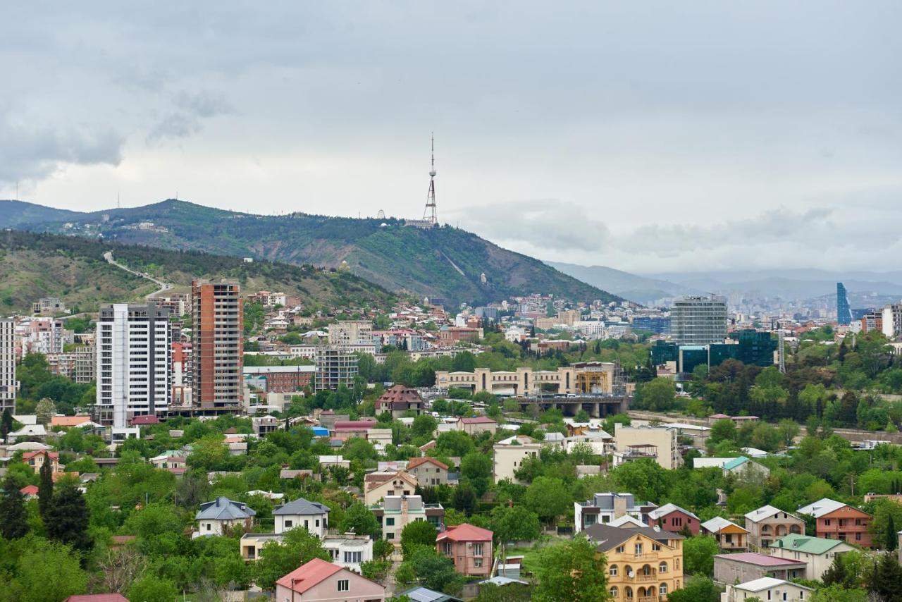 Apartment By The River Tbilisi ภายนอก รูปภาพ